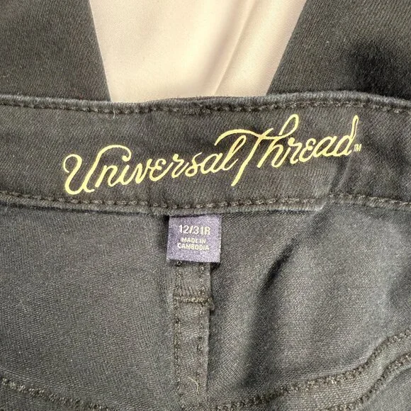 Universal Thread Mid Rise Jegging Jeans - Women's 12/31R - Black - Picture 4 of 6